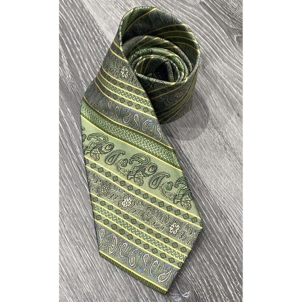 BACHRACH Men's 100% Silk Necktie Designer PAISLEY‎ Green /Blue/Yellow